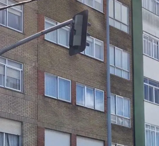 Apartamento Naron アパート *